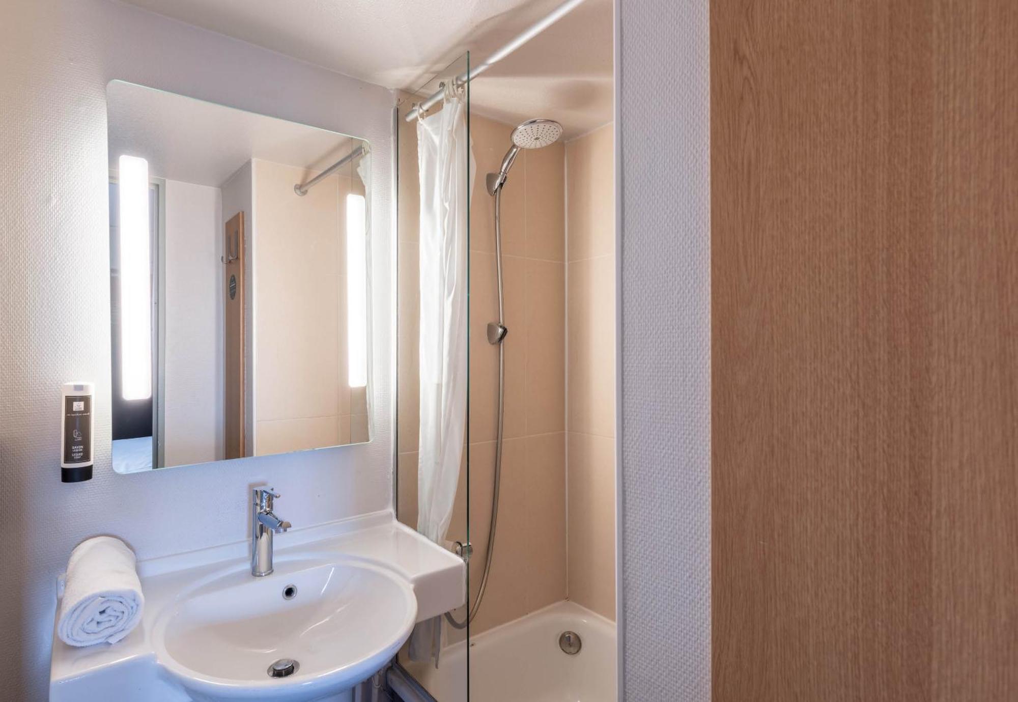 B&B Hotel Lille Seclin Unexpo Exterior photo
